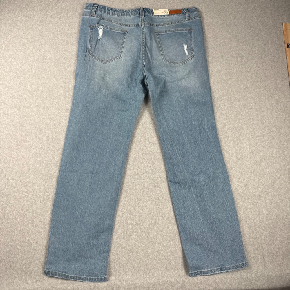 Umgee Distressed Straight Leg Jeans 9 Blue Y2K Edgy Streetwear Light Wash NWT - Picture 5 of 8